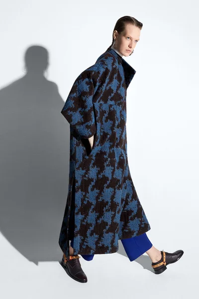 Look 15